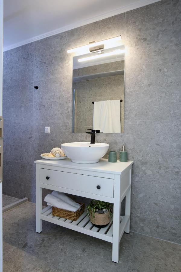Almyra Seafront Residence Ligia Exterior foto