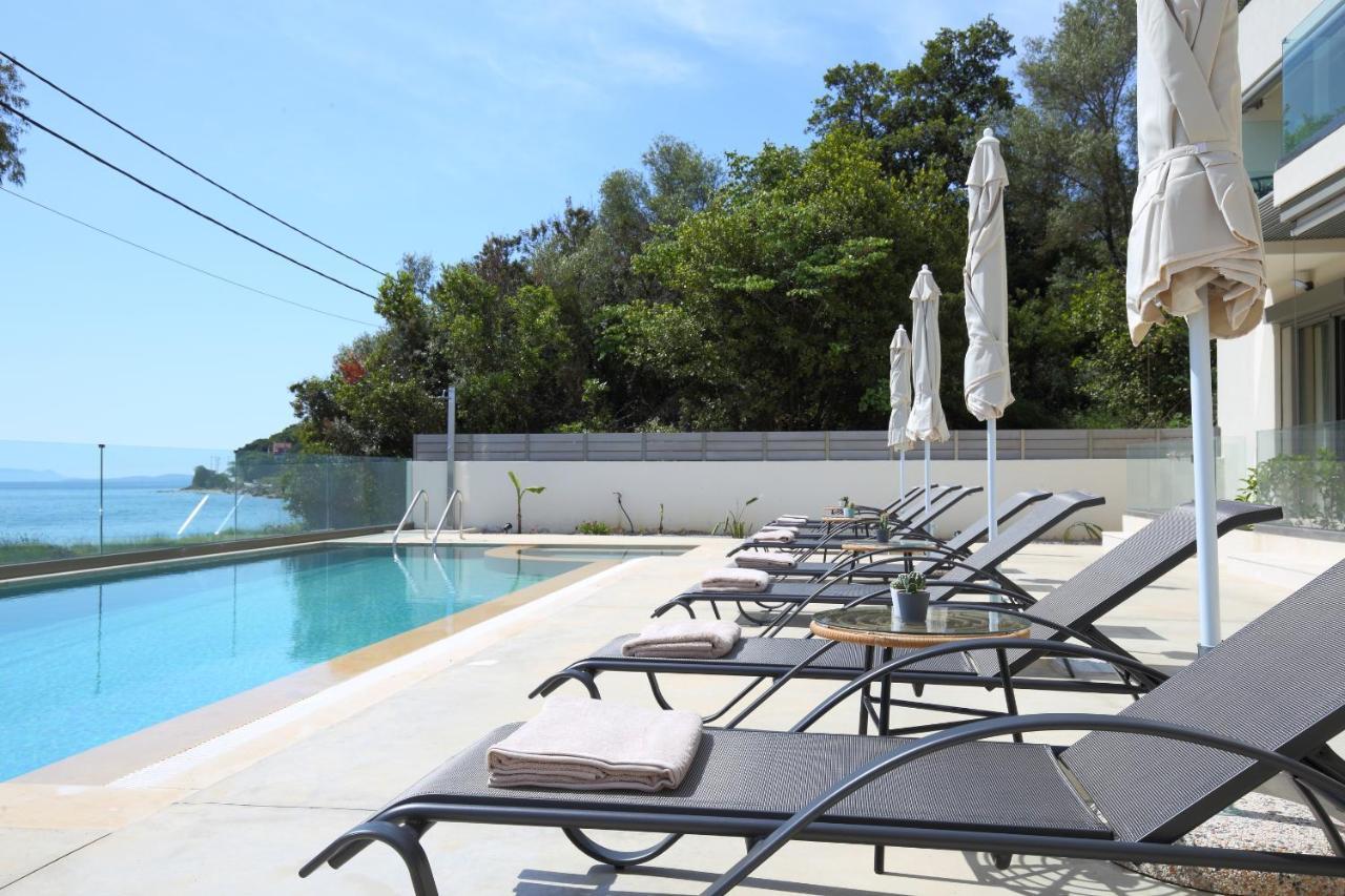 Almyra Seafront Residence Ligia Exterior foto
